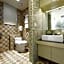 Shi Chi Hotel