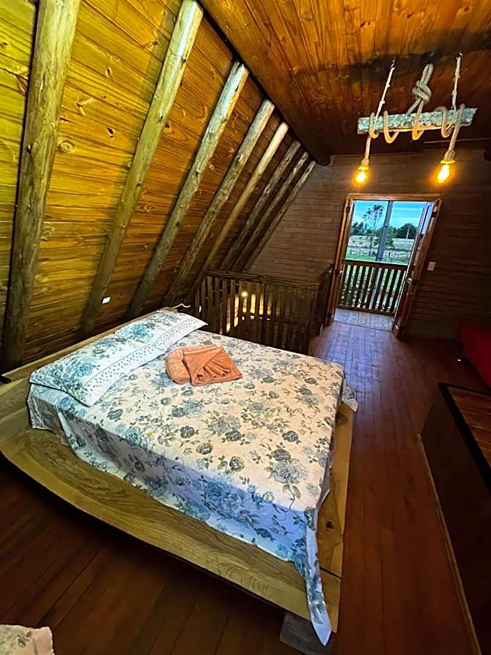 HOSPEDAGEM LA NO SITIO