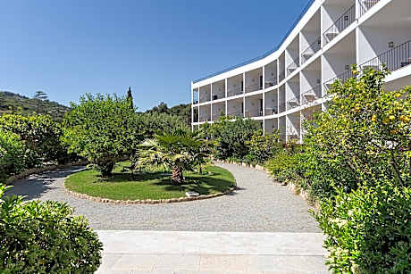 Hotel Eetu Begur, Affiliated by Melia