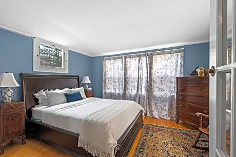 Mansion Suite (Room 2)