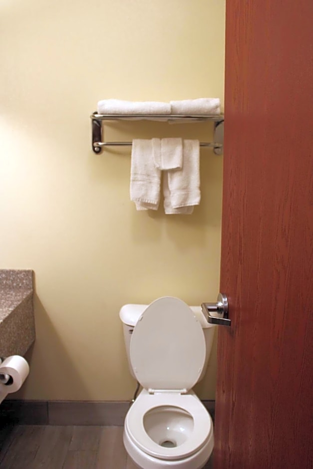 Quality Suites