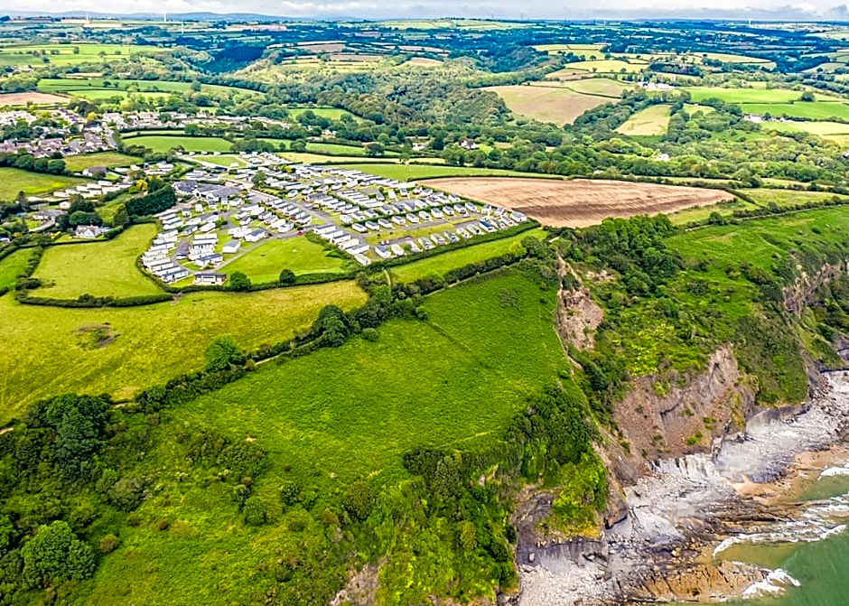 Meadow House Holiday Park