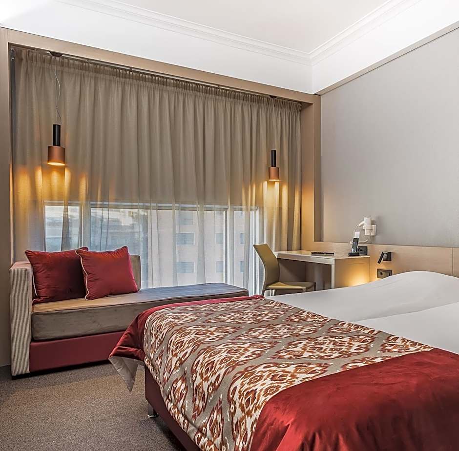 Airotel Stratos Vassilikos Hotel