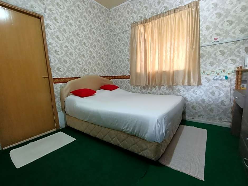 Mountain View Guest House KB