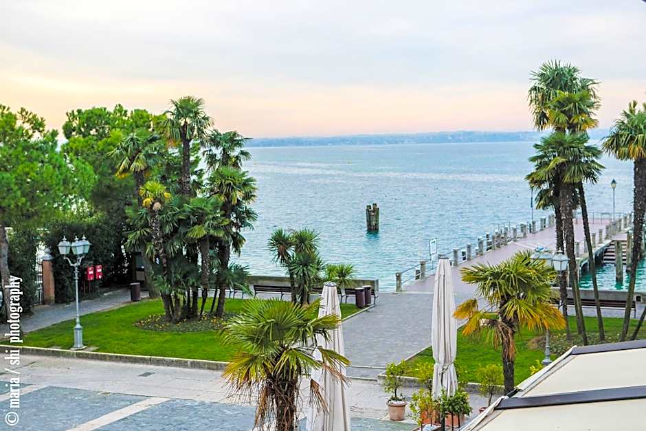 Le Rêve - Lake view rooms