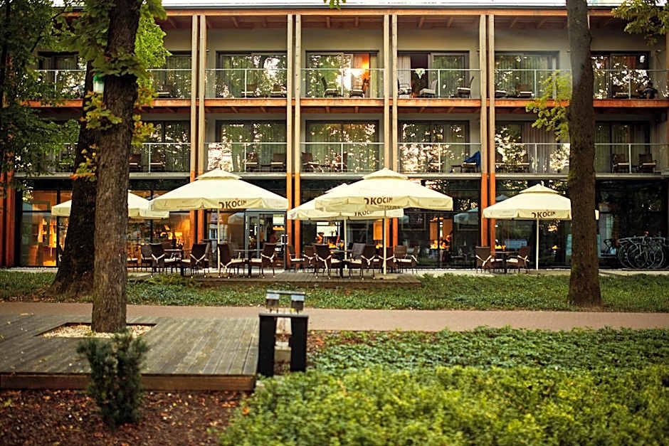 Bristol Art & Medical SPA