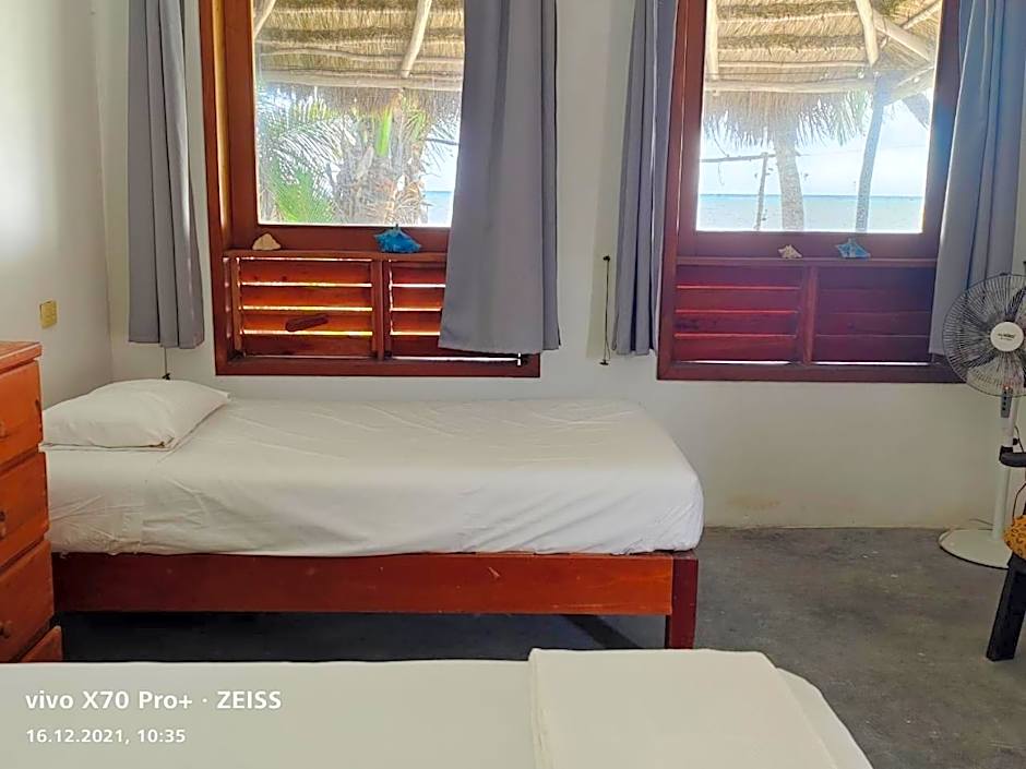 Lunazul Eco-Cabaña Frente al Mar