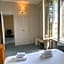 Logis Hôtel Du Château - Combourg, Proche Saint-Malo
