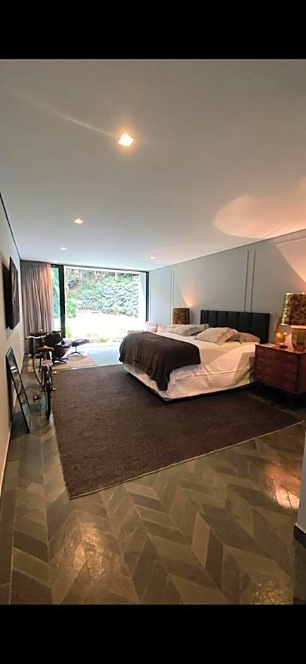 Exclusive Oásis by Lotta De Macedo Soares