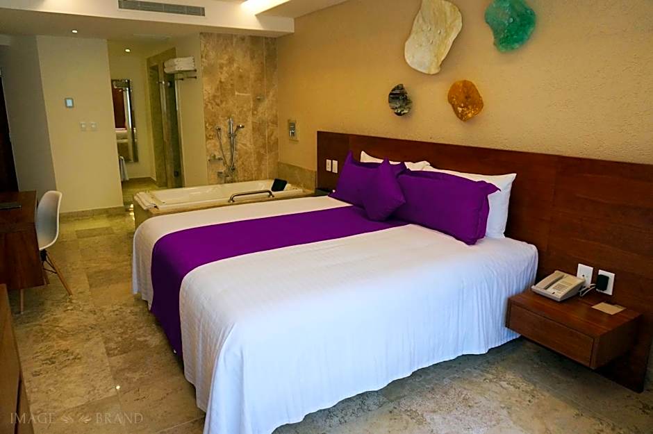 Senses Quinta Avenida By Artisan Adults Only