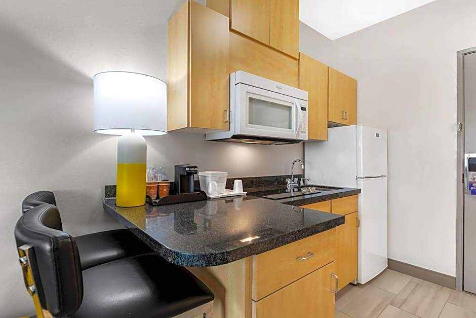 Comfort Inn Ballard-Roosevelt