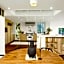 Del Rey Apartment Homes