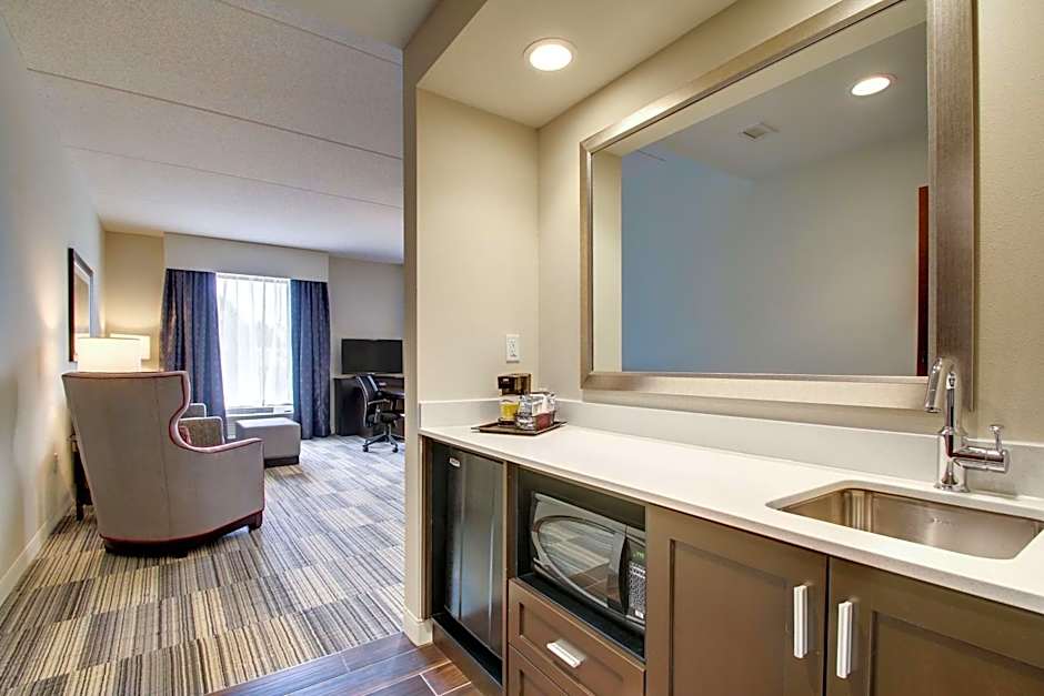 Hampton Inn By Hilton & Suites Greenville Airport, SC