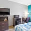 Blue Water Inn & Suites, BW Signature Collection