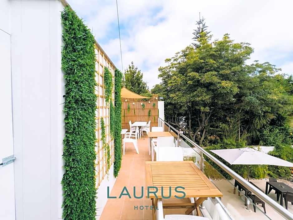Laurus Hotel