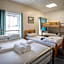 100 Pipers Hotel