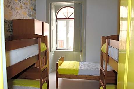 Single Bed in 6-Bed Dormitory Room