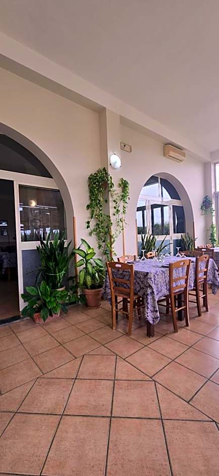 Hotel Ristorante La Decanata