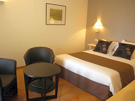 Classic Loggia Triple Room