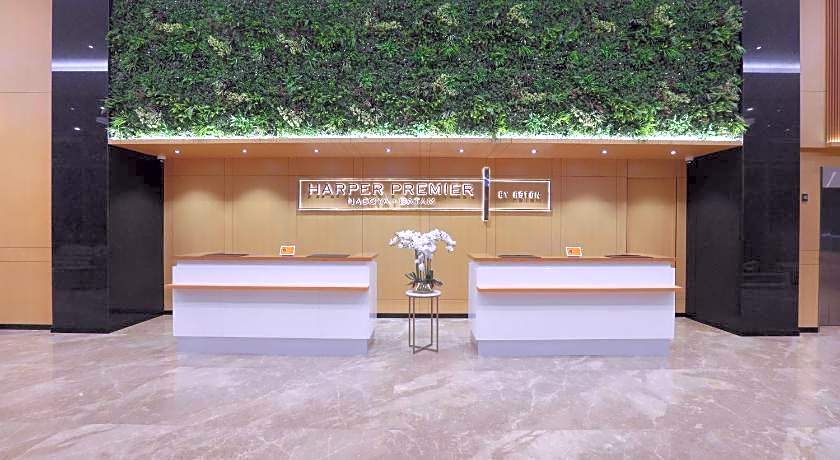 Harper Premier Nagoya Batam