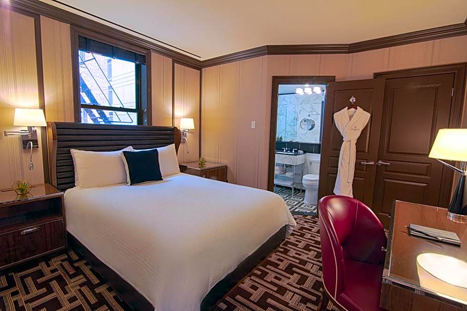 The Iroquois Hotel