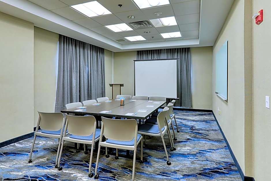 Fairfield Inn & Suites by Marriott Woodbridge