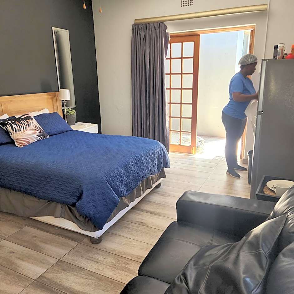 Rue Guesthouse