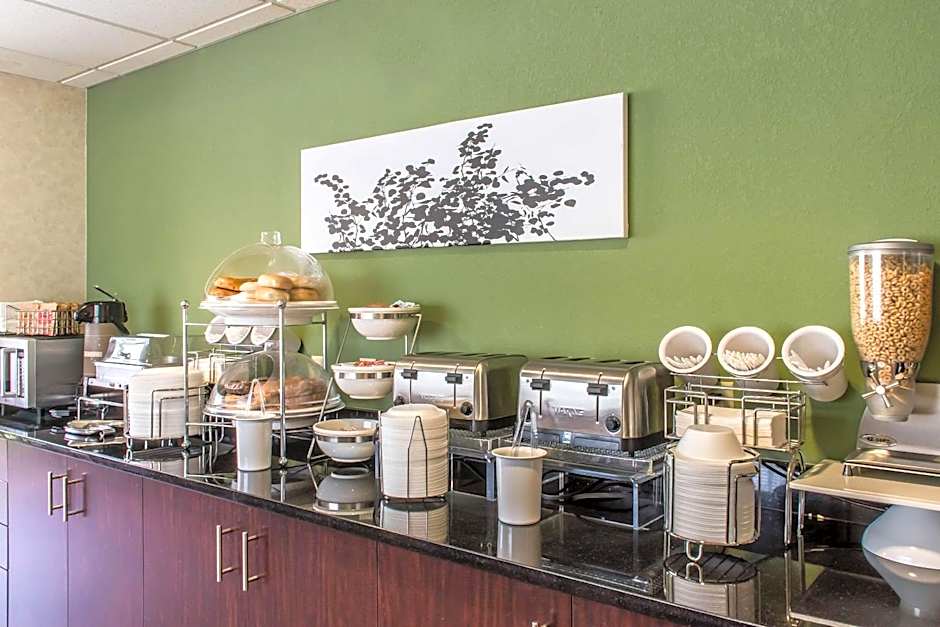 Sleep Inn & Suites Lancaster County