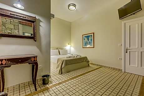 Superior Queen Room