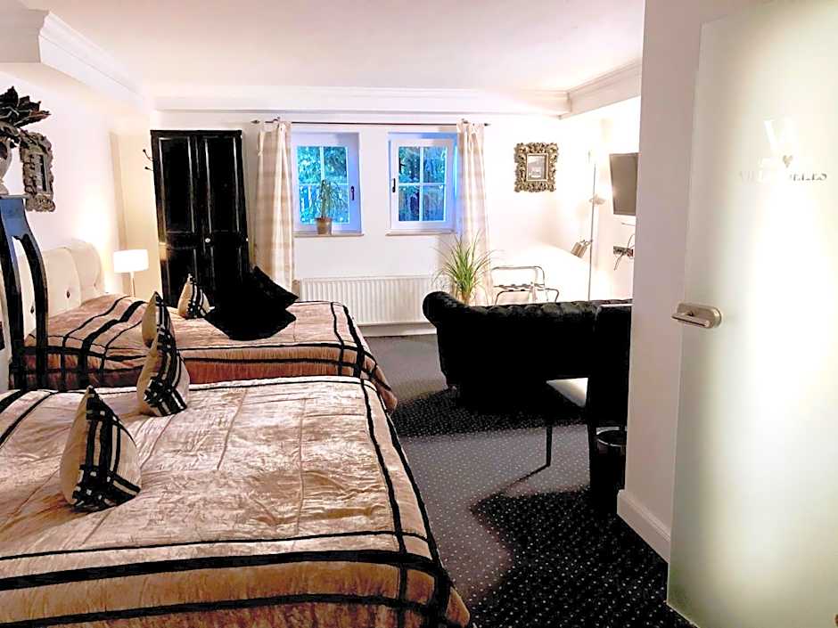 VILLA ADELEes BOUTIQUE HOTEL