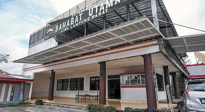 RedDoorz Syariah near Kebun Raya Liwa