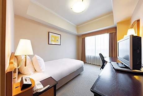 1 Double Bed Standard Smoking Top Floor