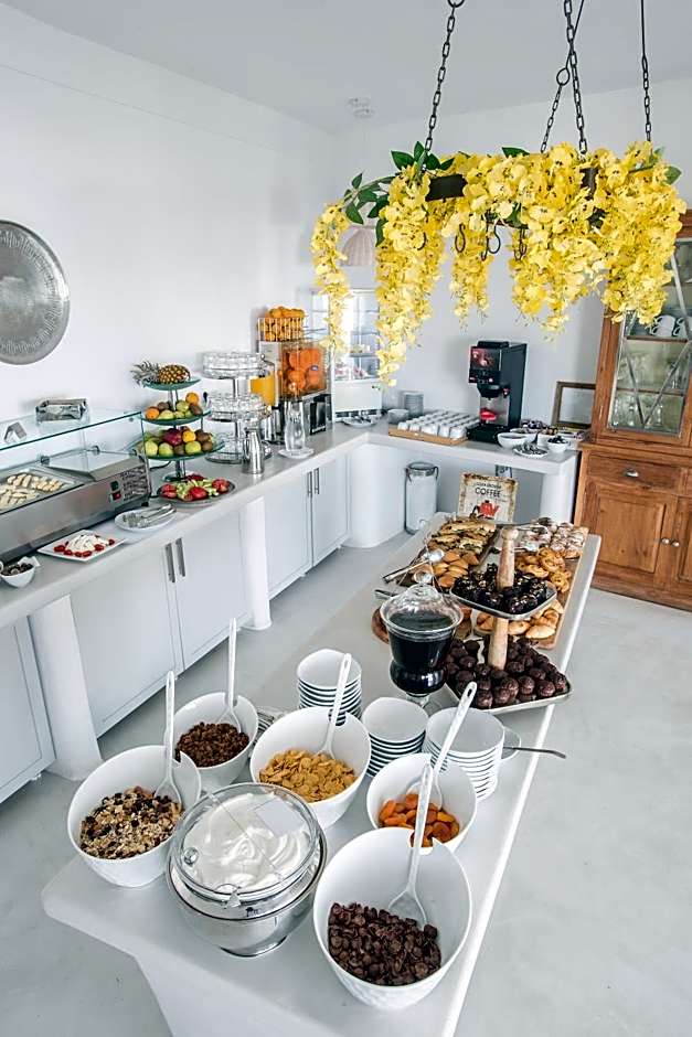 Paros Palace