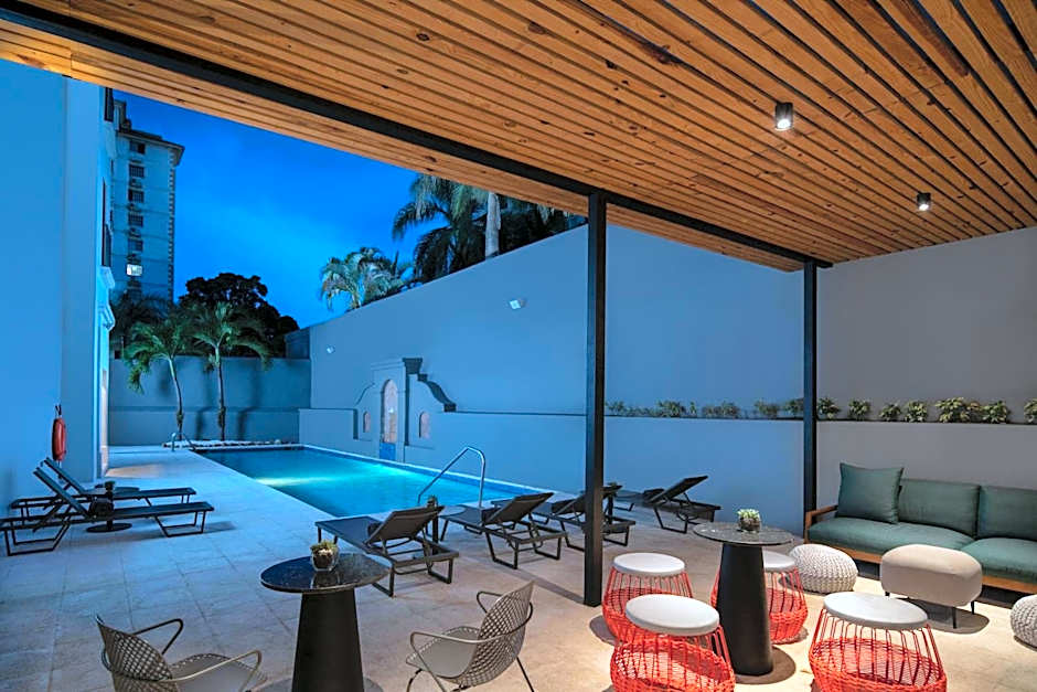 Courtyard by Marriott Santo Domingo