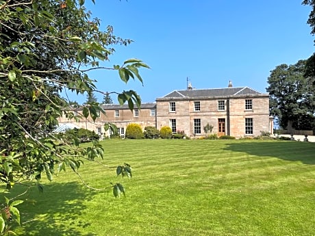 Marshall Meadows Manor House