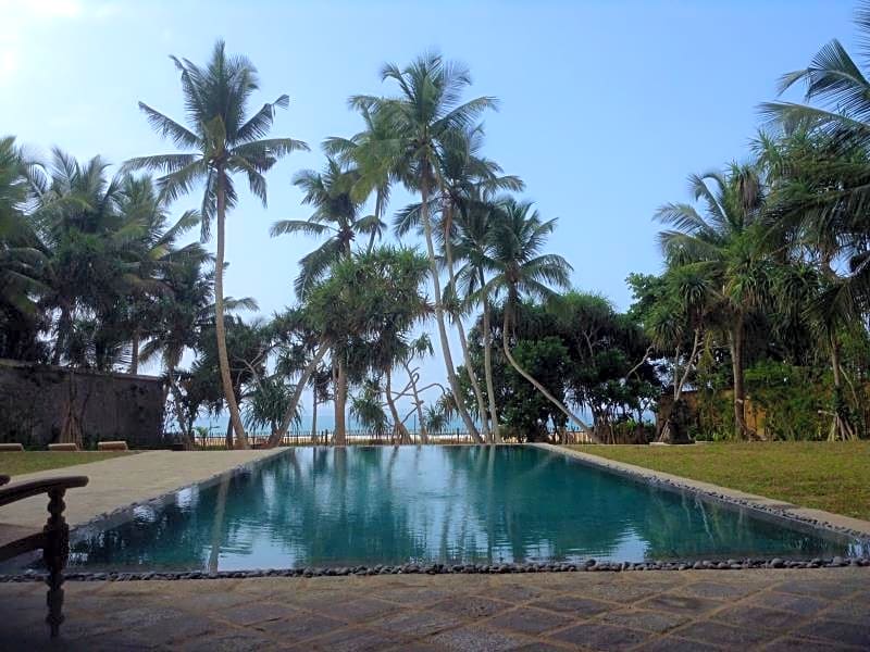 Villa Saffron Hikkaduwa