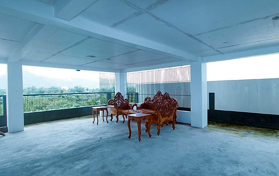 RedDoorz @ Mina's Place 2 Banez Ville Tacloban