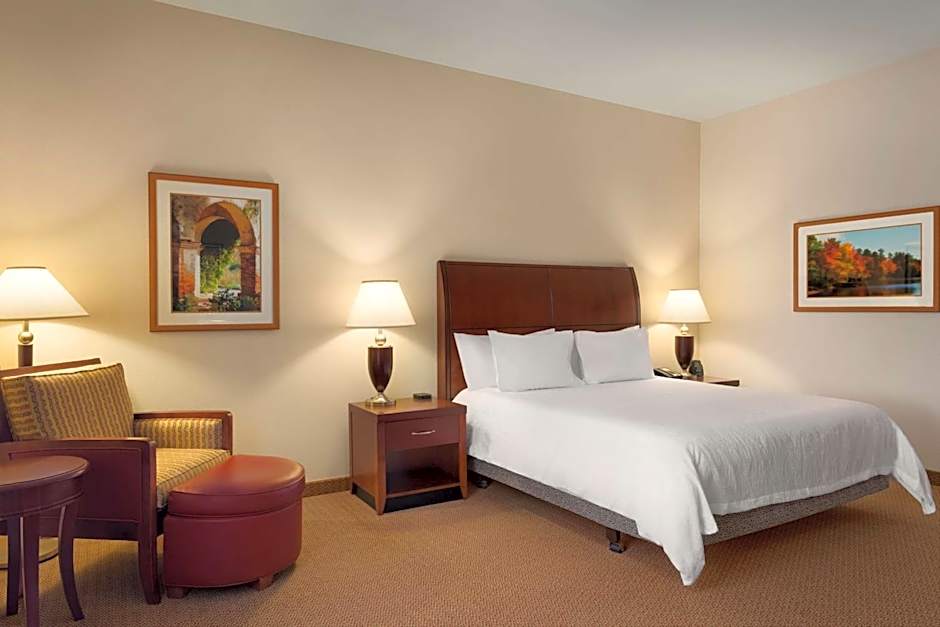 Photo 1 of 1 of 1 King Bed, Hearing Accessible