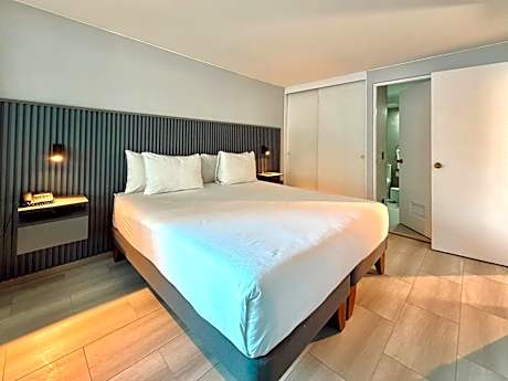 One-Bedroom Apartment (1 double bed)