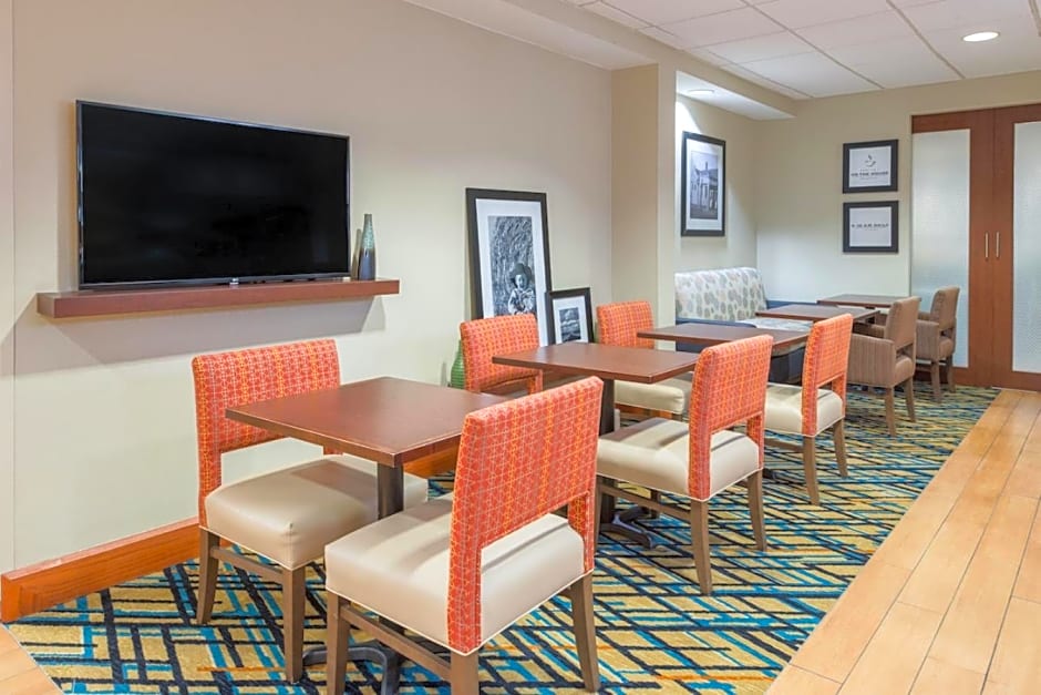 Hampton Inn Columbia