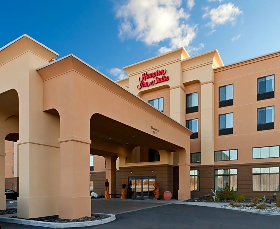 Hampton Inn & Suites Fairbanks