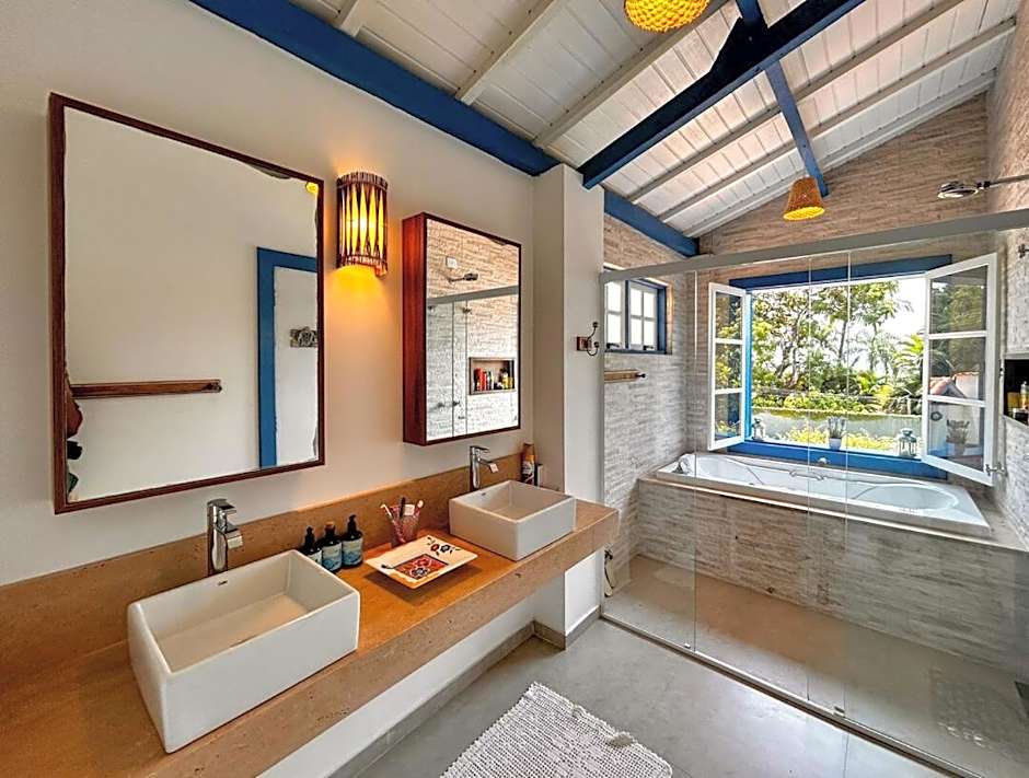 Casa prox a Praia de Santa Teresa, Ilhabela SP