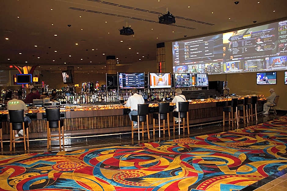 Hollywood Casino St. Louis