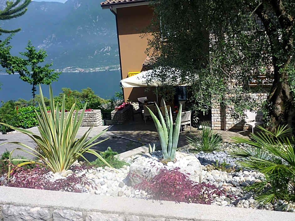 Residence Hotel Maxi
