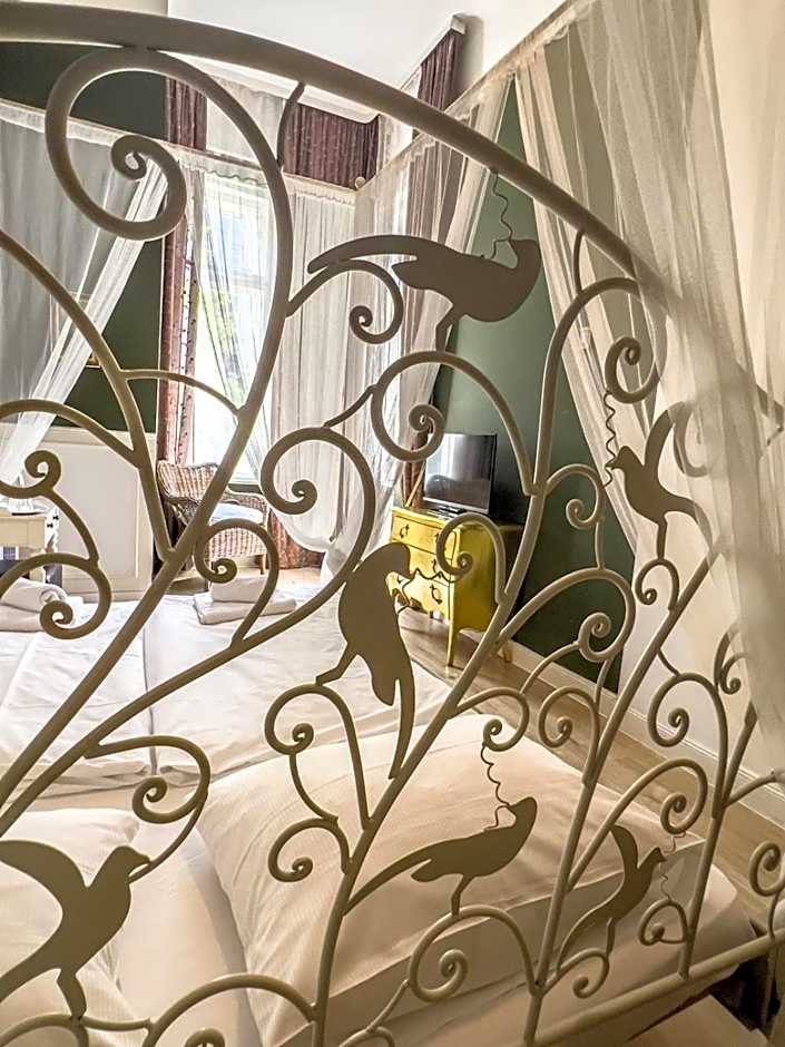 Hotel-Maison Am Olivaer Platz