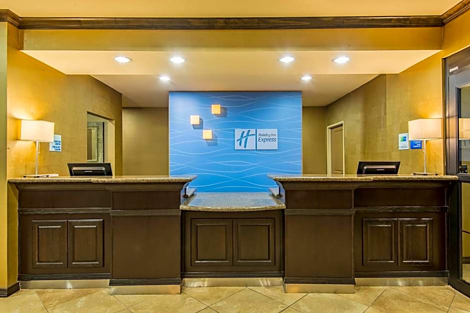 Holiday Inn Express & Suites Clovis By IHG