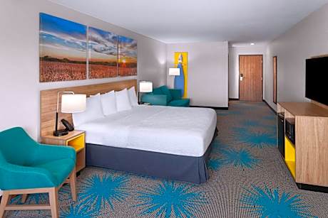 King Studio Suite - Non-Smoking