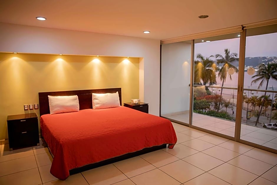 Ramada by Wyndham Acapulco Hotel & Suites