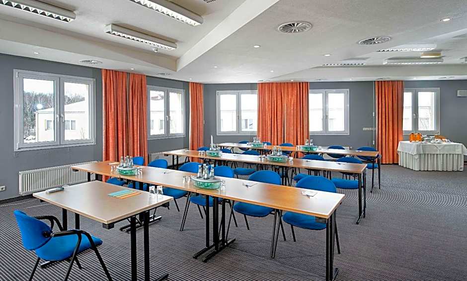 Days Inn by Wyndham Dessau