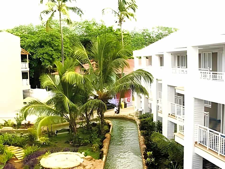 On Vacation Blue Cove